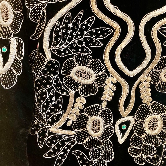 French Collezioni Velvet Embroidered Jacket - Picture 13 of 16